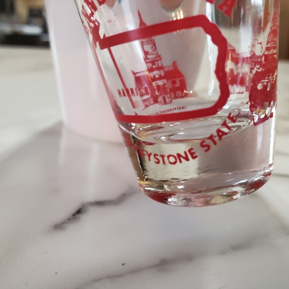 Independence Hall Pennsylvania Shot Glass - Picture 5 of 8